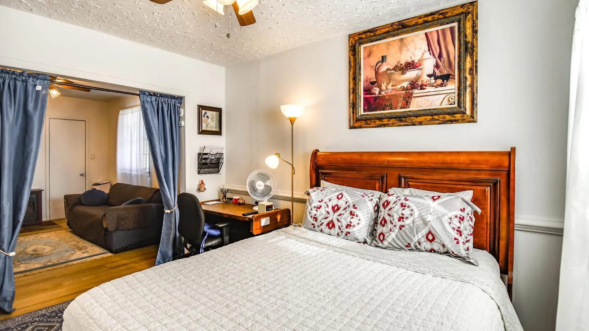 1 Mi To Dtwn Remote Work-Friendly Apt In Hampton! 0*, Hampton United States